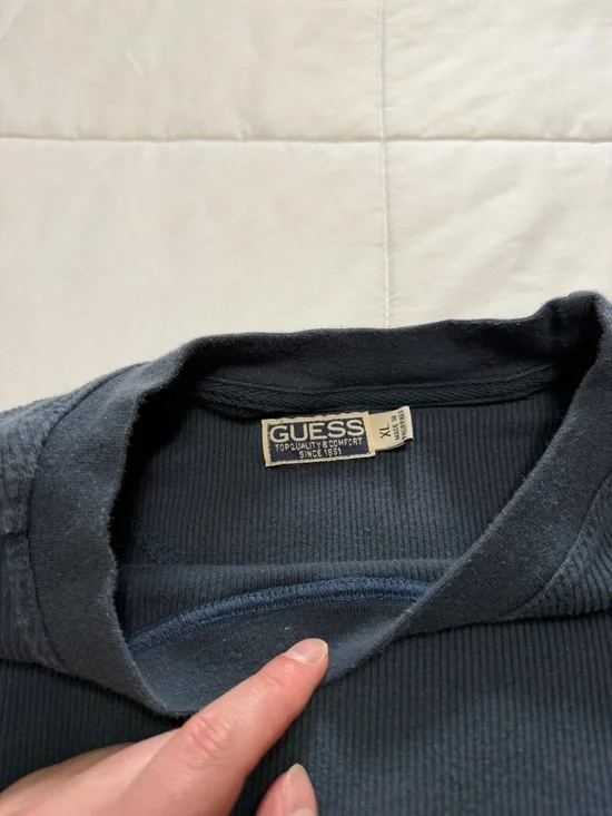 Vintage Guess Tee - Picture 3 of 3